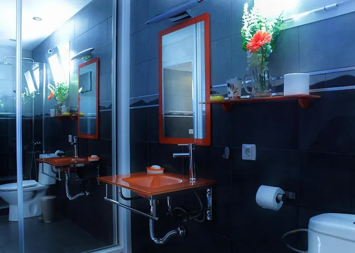 New Colonyclub 公寓