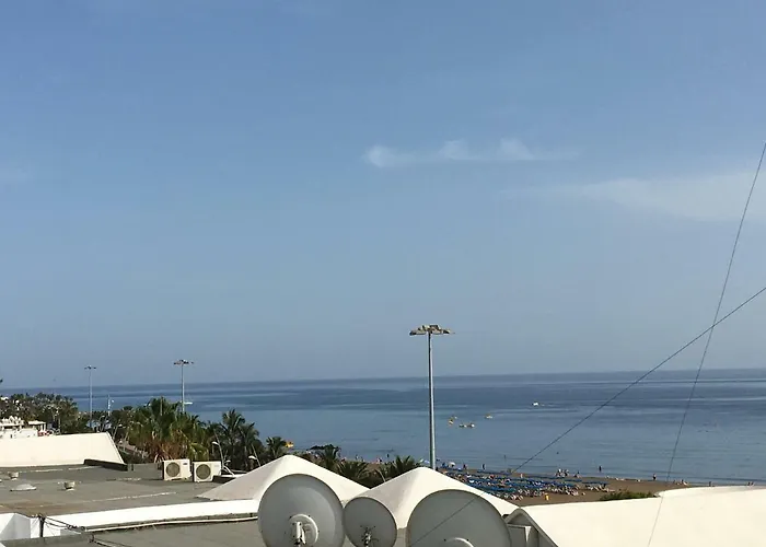 New Colonyclub 公寓